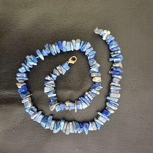 Natural stone choker necklace